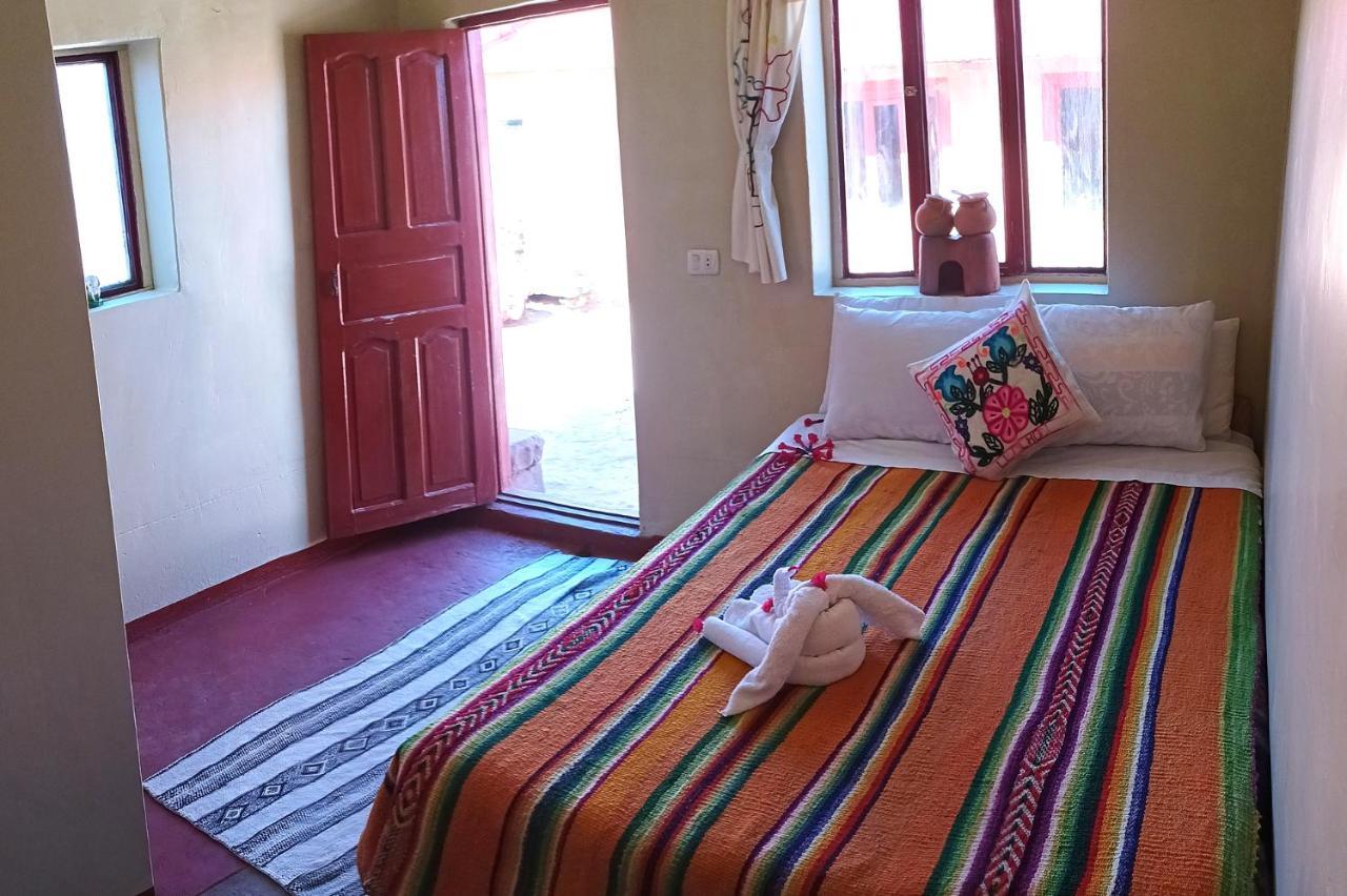 Hospedaje Rural La Florida En Llachon, Titicaca プーノ エクステリア 写真