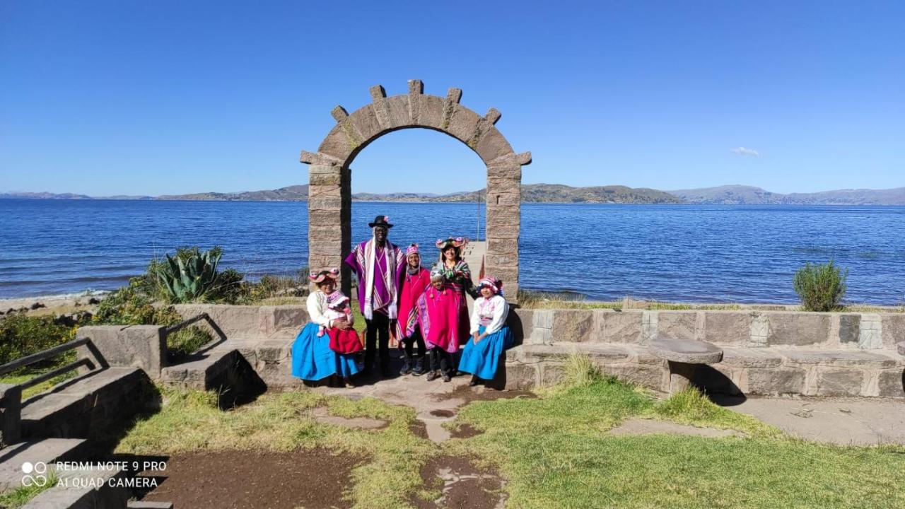 Hospedaje Rural La Florida En Llachon, Titicaca プーノ エクステリア 写真